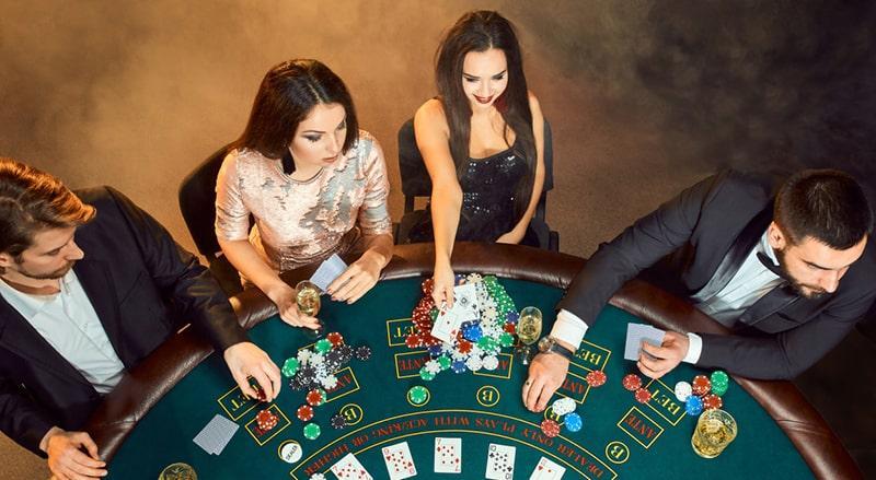 Bandar Casino Online Terbaik di Indonesia: Penawaran Terbesar & Keuntungan Terbaik
